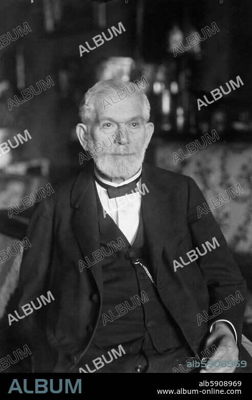 Julius Hirschberg; German ophthalmologist and medical historian; wrote "History of Ophthalmology" from 1899 to 1917. Student of Albrecht von Graefe; 1843-1925. Portrait. Photo, undated, c.1923 (Atlantic).