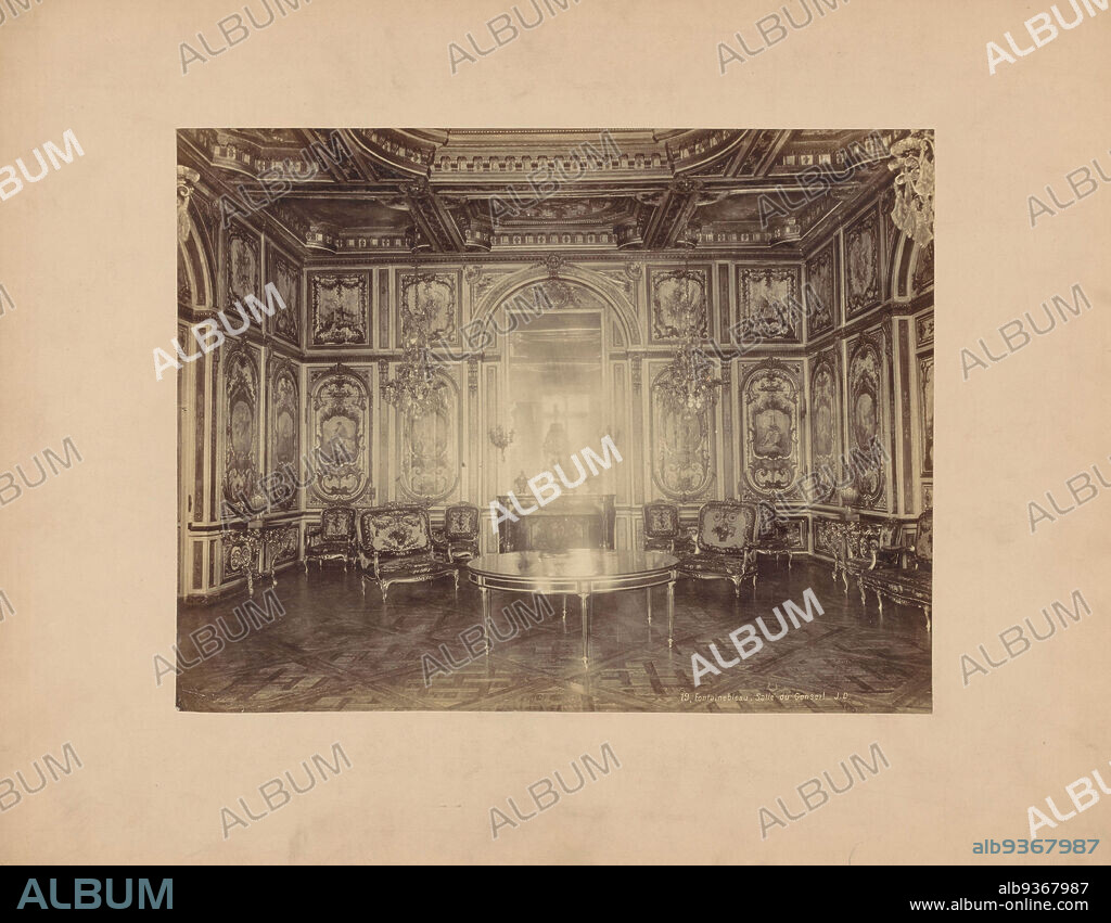 Interior of the council chamber in the Palace of Fontainebleau, Fontainebleau. Salle du Conseil. (title on object), anonymous, Palais de Fontainebleau, c. 1875 - c. 1900, cardboard, albumen print, height 222 mm × width 289 mm.