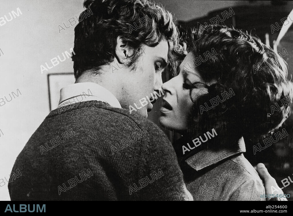 SILVANA MANGANO in THEOREM, 1968 (TEOREMA), directed by PIER PAOLO PASOLINI. Copyright AETOS FILM.