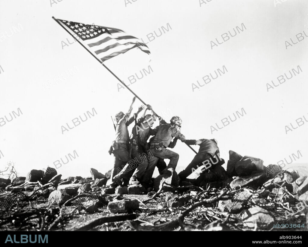 ARENAS SANGRIENTAS, 1949 (SANDS OF IWO JIMA), dirigida por ALLAN DWAN. Copyright REPUBLIC PICTURES.