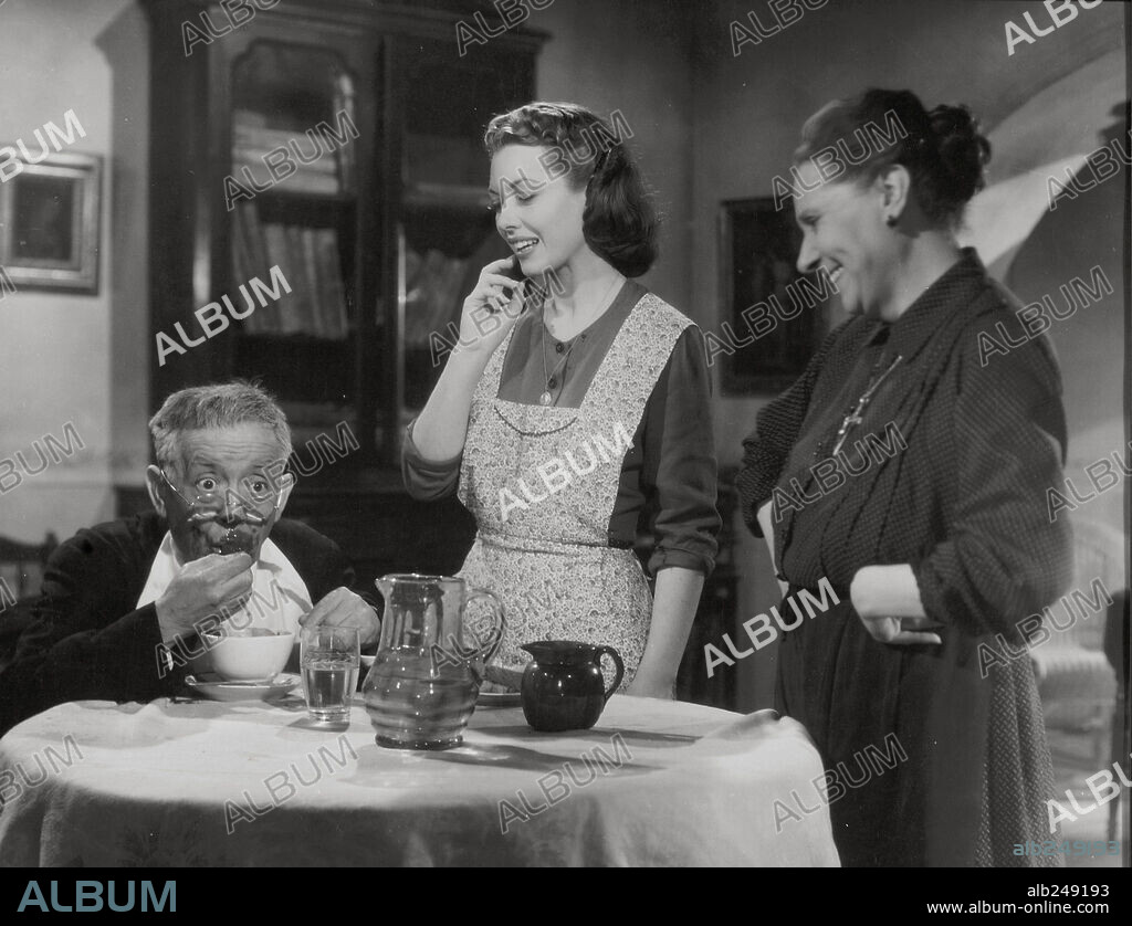 VALERIANO LEON in EL PADRE PITILLO, 1955, unter der Regie von JUAN DE ORDUÑA. Copyright DOPERFILME.