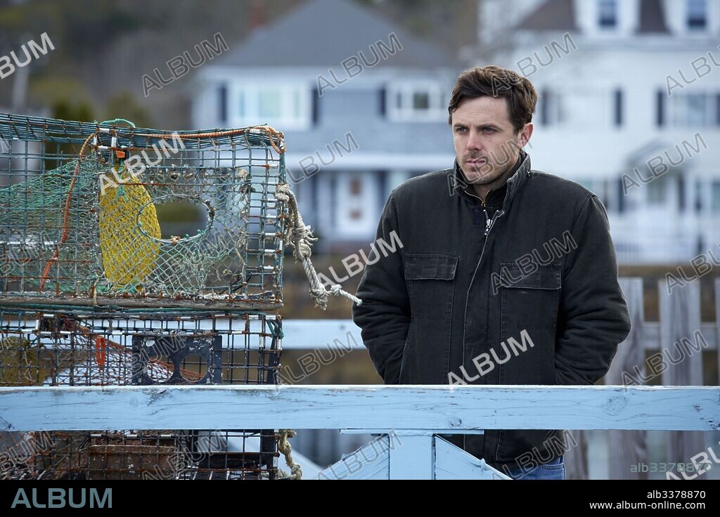 CASEY AFFLECK in MANCHESTER BY THE SEA, 2016, directed by KENNETH LONERGAN. Copyright BIG INDIE PICTURES.