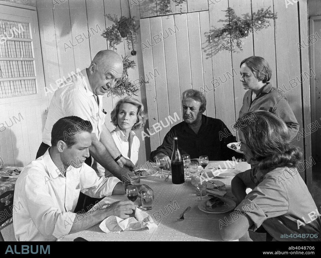 Director and cast of Exodus, 1960. Paul Newman, director Otto Preminger, Eva Marie Saint and Lee J Cobb confer over lunch during the making of Exodus. The film was based on the book by Leon Uris about the founding of the state of Israel.