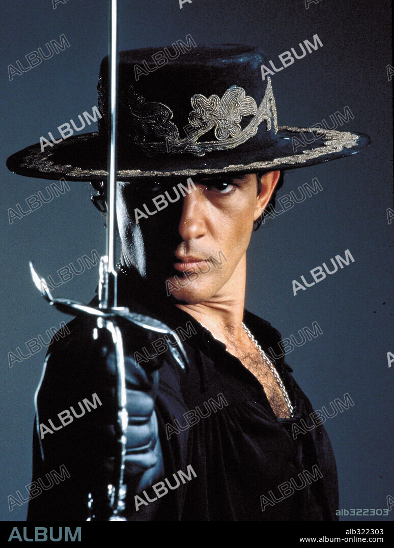 ANTONIO BANDERAS en LA MÁSCARA DEL ZORRO, 1998 (THE MASK OF ZORRO), dirigida por MARTIN CAMPBELL. Copyright AMBLIN ENTERTAINMENT / O'NEILL, MICHAEL.