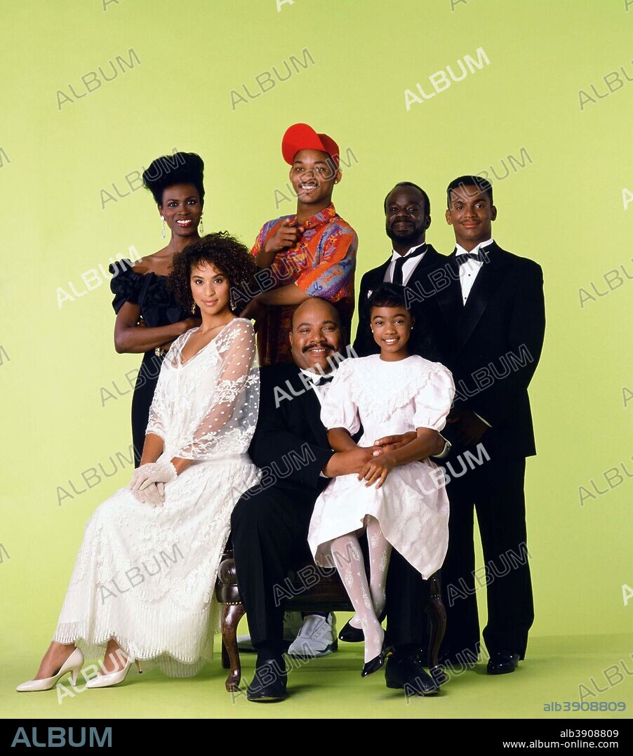 ALFONSO RIBEIRO, JAMES AVERY, JANET HUBERT, JOSEPH MARCELL, KARYN PARSONS, TATYANA ALI and WILL SMITH in THE FRESH PRINCE OF BEL-AIR, 1990, directed by ALFONSO RIBEIRO. Copyright NBC.
