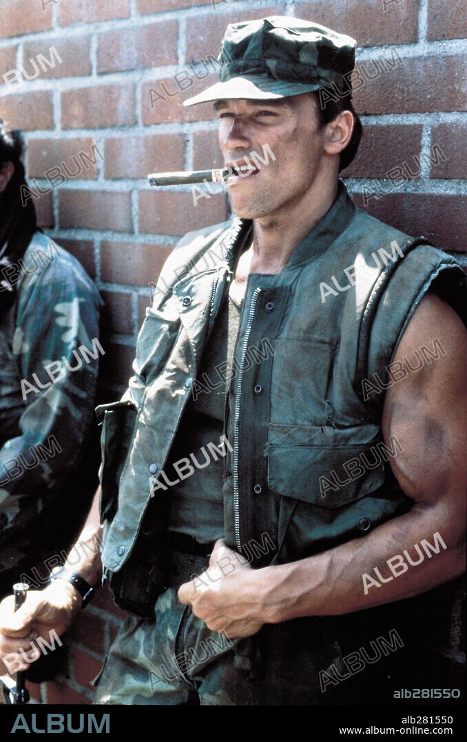ARNOLD SCHWARZENEGGER in COMMANDO, 1985, unter der Regie von MARK L. LESTER. Copyright 20TH CENTURY FOX.
