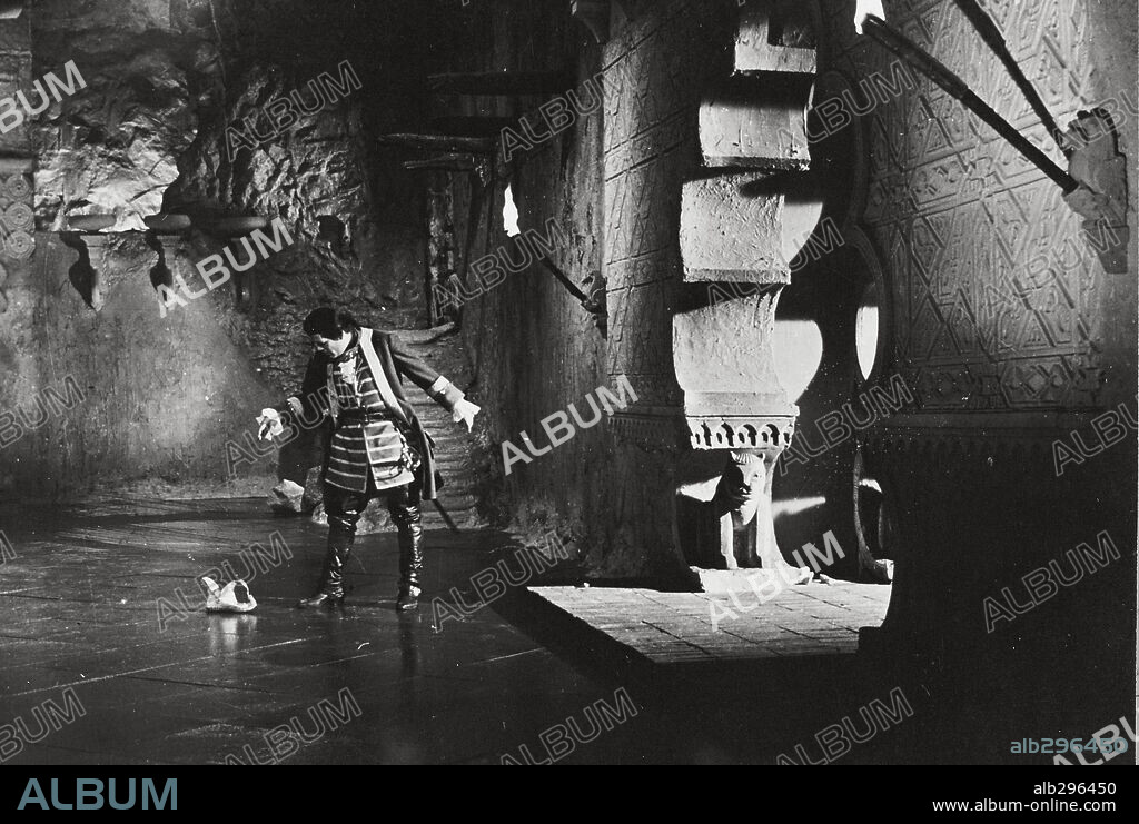 THE SARAGOSSA MANUSCRIPT, 1965 (REKOPIS ZNALEZIONY W SARAGOSSIE). Copyright KAMERA FILM UNIT.