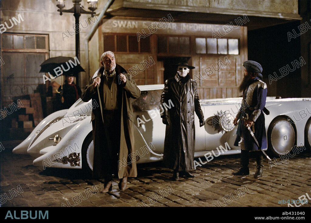 NASEERUDDIN SHAH, SEAN CONNERY and TONY CURRAN in THE LEAGUE OF EXTRAORDINARY GENTLEMEN, 2003, directed by STEPHEN NORRINGTON. Copyright 20TH CENTURY FOX.