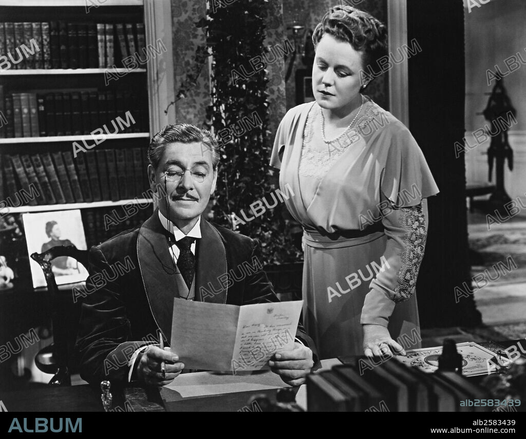 EDNA BEST and RONALD COLMAN in THE LATE GEORGE APLEY, 1947, directed by JOSEPH L. MANKIEWICZ. Copyright 20TH CENTURY FOX.