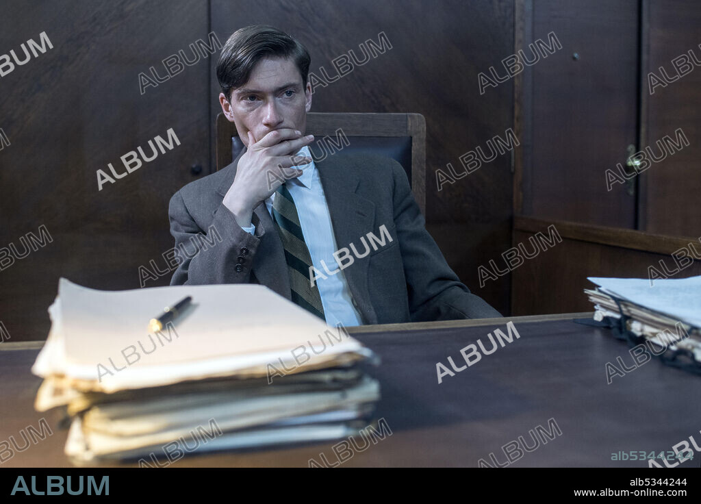 JURAJ LOJ in CHARLATAN, 2020 (SARLATAN), directed by AGNIESZKA HOLLAND. Copyright FILM AND MUSIC ENTERTAINMENT.