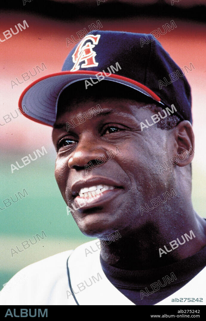 DANNY GLOVER in ANGELS IN THE OUTFIELD, 1994. Copyright WALT DISNEY PRODUCTIONS.