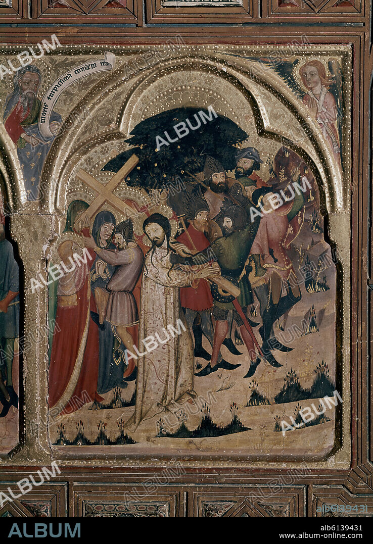 DETALLE DEL TRIPTICO RELICARIO PROCEDENTE DEL MONASTERIO DE PIEDRA - 1390 - DETALLE DE CRISTO CAMINO DEL CALVARIO - GOTICO MUDEJAR.