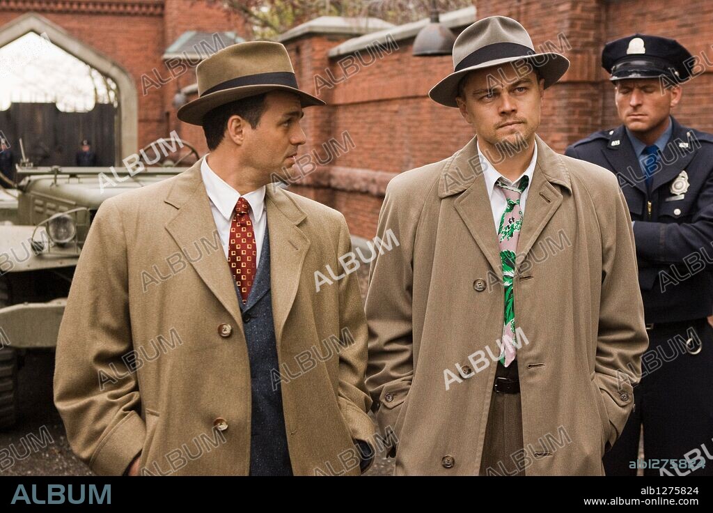 Leonardo DiCaprio y MARK RUFFALO en SHUTTER ISLAND, 2010, dirigida por MARTIN SCORSESE. Copyright PARAMOUNT PICTURES.