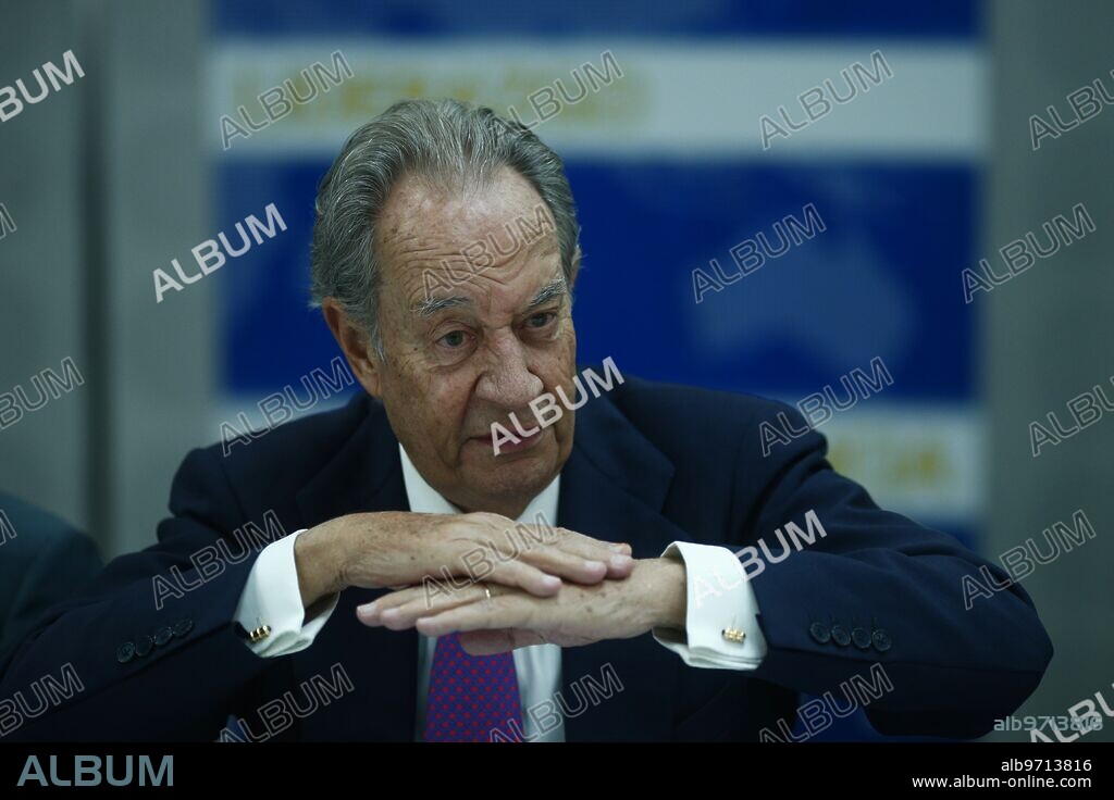 Madrid 12 de mayo del 2014. Presidente de OHL Juan Miguel Villar Mir en rueda de prensa previa a la junta de accionistas de la compañía. Foto Oscar del Pozo   ARCHDC.