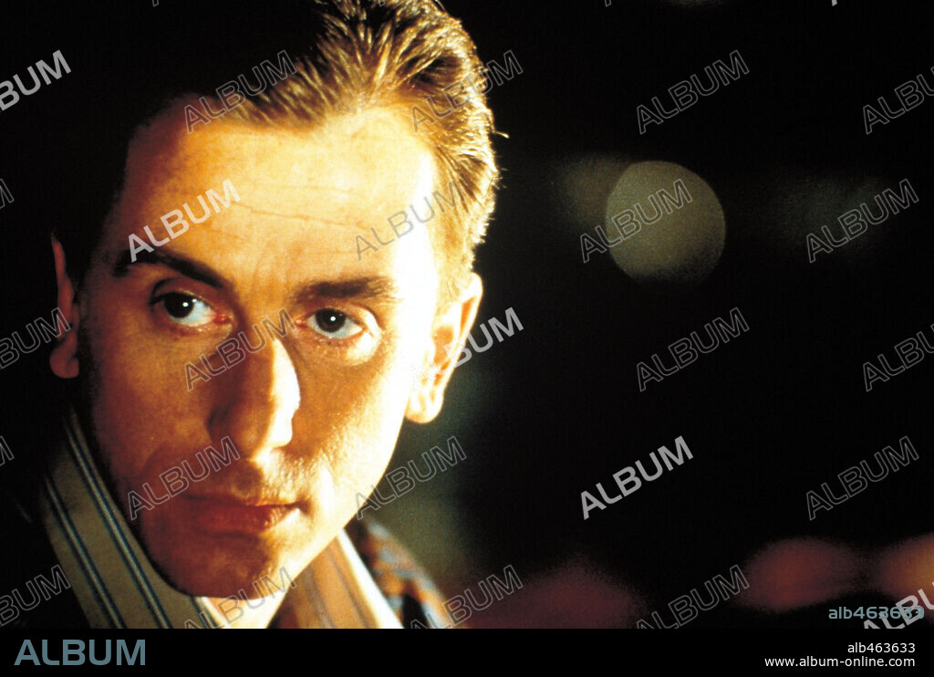 TIM ROTH in THE LEGEND OF 1900, 1998 (LA LEGGENDA DEL PIANISTA SULL'OCEANO), directed by GIUSEPPE TORNATORE. Copyright MEDUSA.
