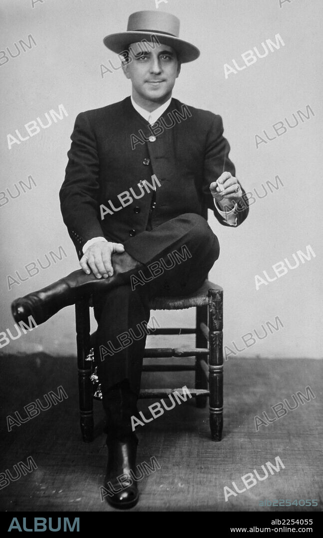 PEPE PINTO. JOSE TORRES GARZON. CANTAOR FLAMENCO ESPAÑOL. SEVILLA 1903-1969. FOTO PROMOCIONAL.