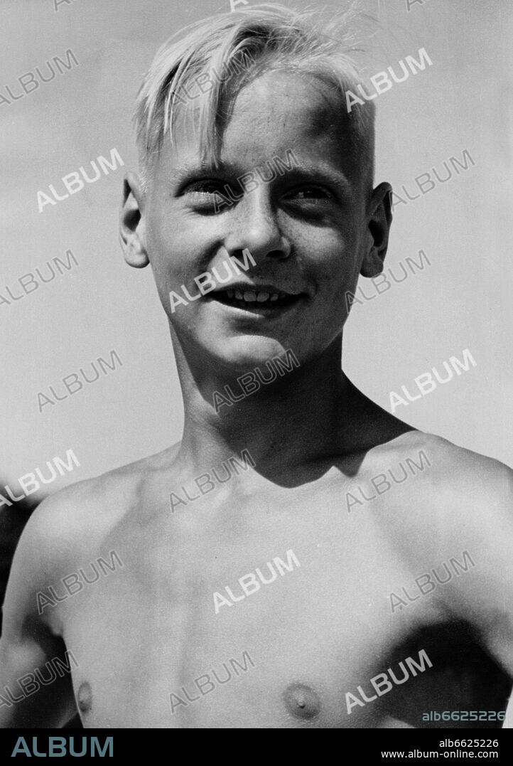 NS propaganda picture of a typical 'German boy' from 1941. Photo: Fotoarchiv für Zeitgeschichte/Archiv. 23/07/1941