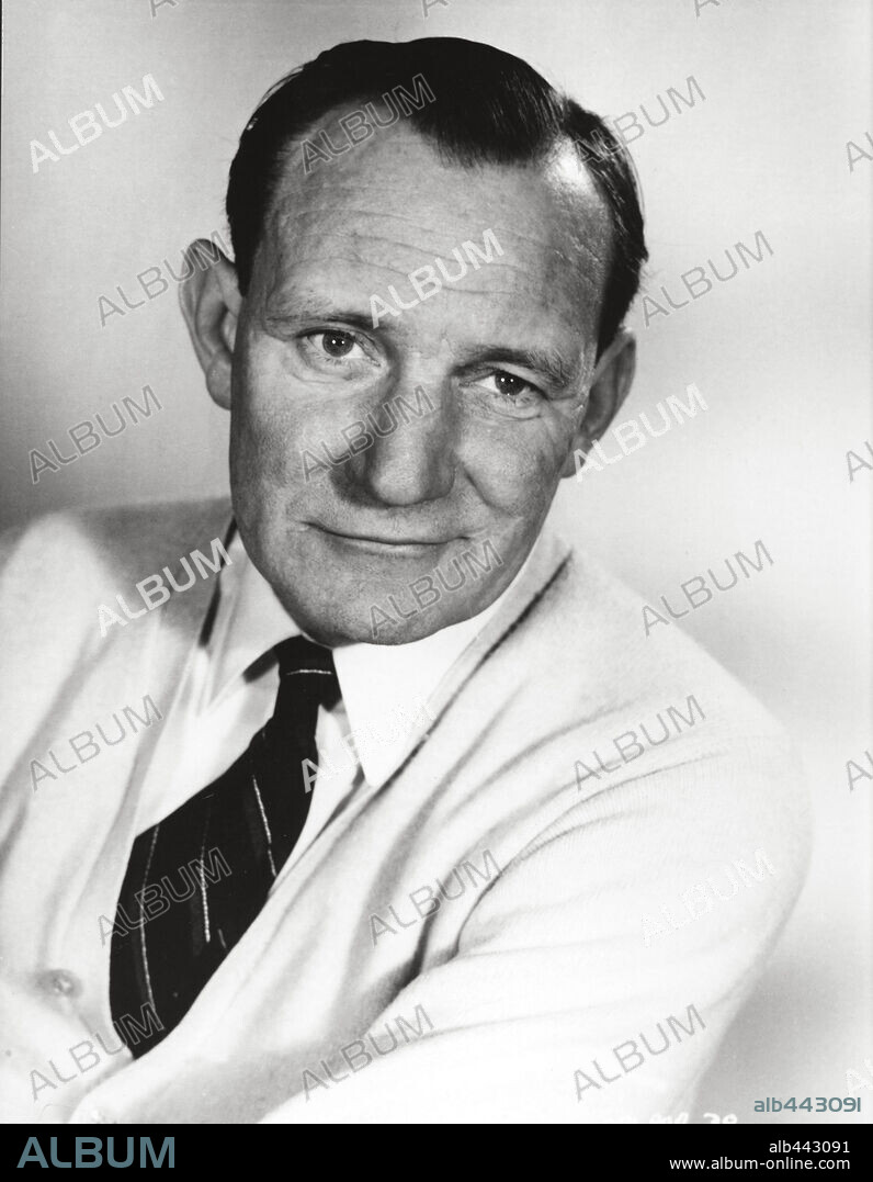 TREVOR HOWARD.