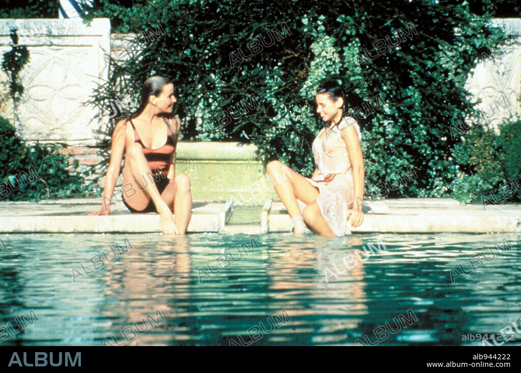 ANA OBREGON y BO DEREK en BOLERO, 1984, dirigida por JOHN DEREK. Copyright CANNON FILMS.