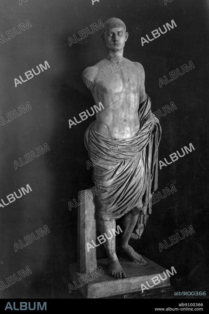 Marcus Brutus. Brutus, Marcus Junius Roman assassin, conspirator, and politician; fought alongside Pompey the Great and against Julius Caesar at battle of Pharsalus 048b, but defeated and pardoned by Caesar; governor of Cisalpine Gaul 046b; praetor 044b; with Decimus Brutus and Gaius Cassius Longinus, led successful assassination conspiracy against Julius Caesar 044b; upon popular uprising against conspirators, fled to Macedonia and raised army 044b, with support of senate; joined Cassius in opposition to Mark Antony and Octavian, but defeated at battle of Philippi 042b; suicide _085b-042b.