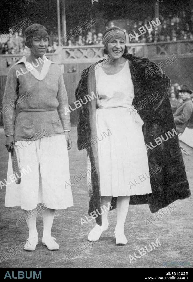 Mrs Mallory (left) and Suzanne Lenglen before their famous first final at the 'new' Wimbledon, 1922. A print from Wimbledon Story, by Norah Gordon Cleather, Sporting Handbooks Ltd, London, 1947.