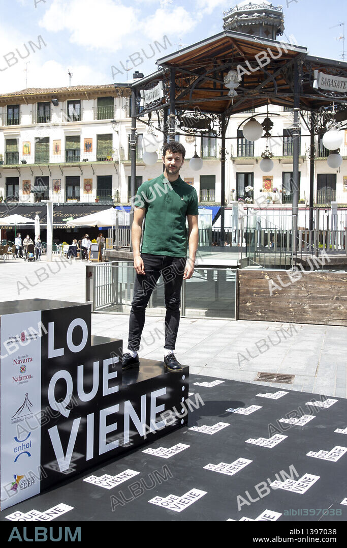 Joe Manjon attends to Mía y Moi photocall during the Lo que viene Film Festiva May 14, 2021 in Tudela, Spain Navarra, Spain.