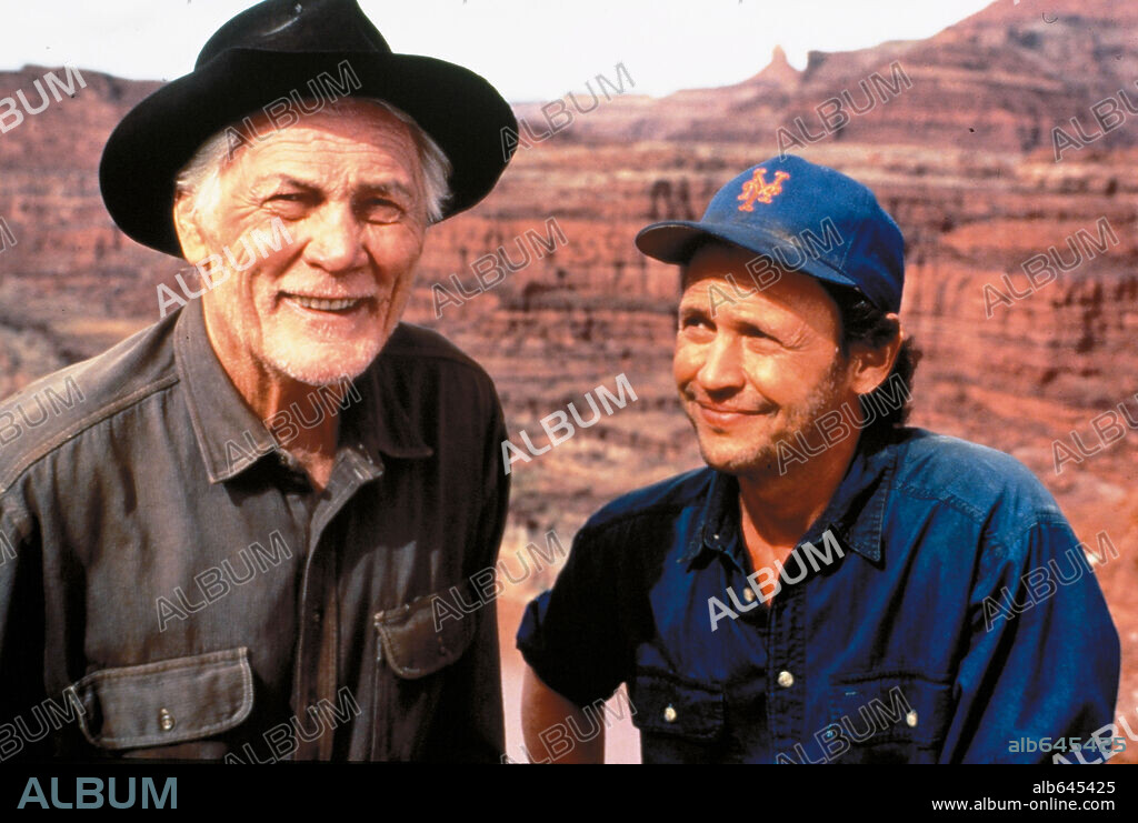 BILLY CRYSTAL and JACK PALANCE in CITY SLICKERS II: THE LEGEND OF CURLY'S GOLD, 1994, directed by PAUL WEILAND. Copyright COLUMBIA PICTURES.