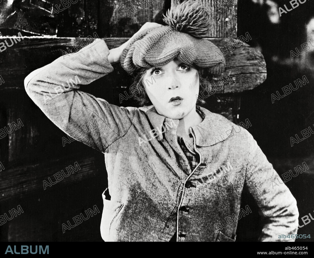 MARY PICKFORD in LITTLE ANNIE ROONEY, 1925. Copyright UNITED ARITSTS.