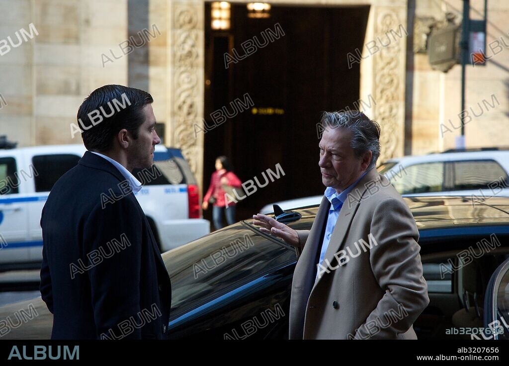 CHRIS COOPER y JAKE GYLLENHAAL en DEMOLICION, 2015 (DEMOLITION), dirigida por JEAN-MARC VALLEE. Copyright BLACK LABEL MEDIA/MR MUDD/RIGHT OF WAY FILMS/SYDNEY KIMMEL E.