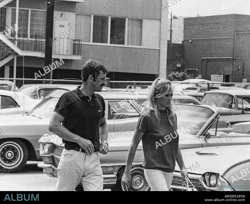 Jean paul belmondo, ursula andress, 60s.