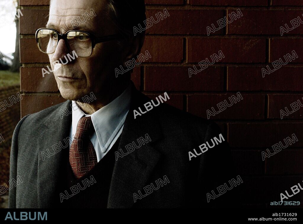 GARY OLDMAN en EL TOPO, 2011 (TINKER, TAILOR, SOLDIER, SPY), dirigida por TOMAS ALFREDSON. Copyright STUDIO CANAL.