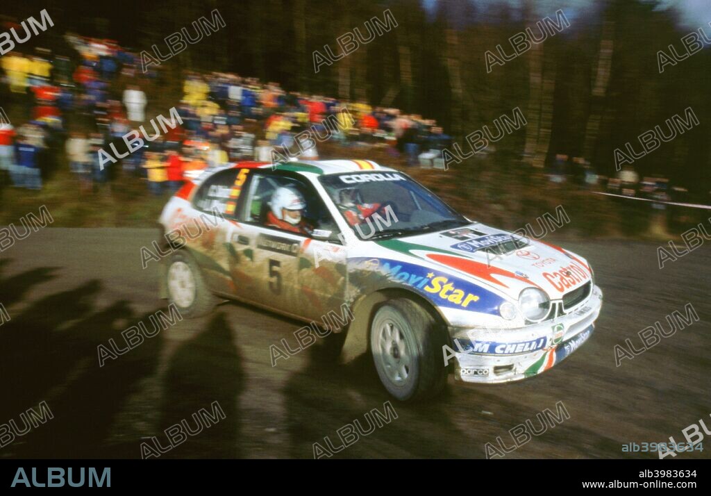 Carlos Sainz cornering in Toyota Corolla,1998 Network Q.