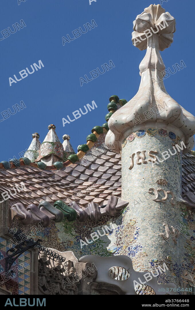 Roof detail of Casa Batllo, designed by Antonio Gaudi, UNESCO World Heritage Site, Passeig de Gracia, Barcelona, Catalunya, Spain, Europe.