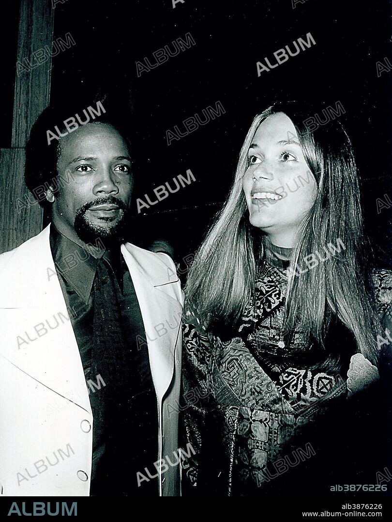 QUINCY, JONES], [PEGGY, LIPTON. 1974, Los Angeles, California, USA: QUINCY JONES and wife PEGGY LIPTON attend 'A Little Night Music' At The Shubert Theatre in Los Angeles. (Credit Image: © Globe Photos/ZUMA Wire). 2011
