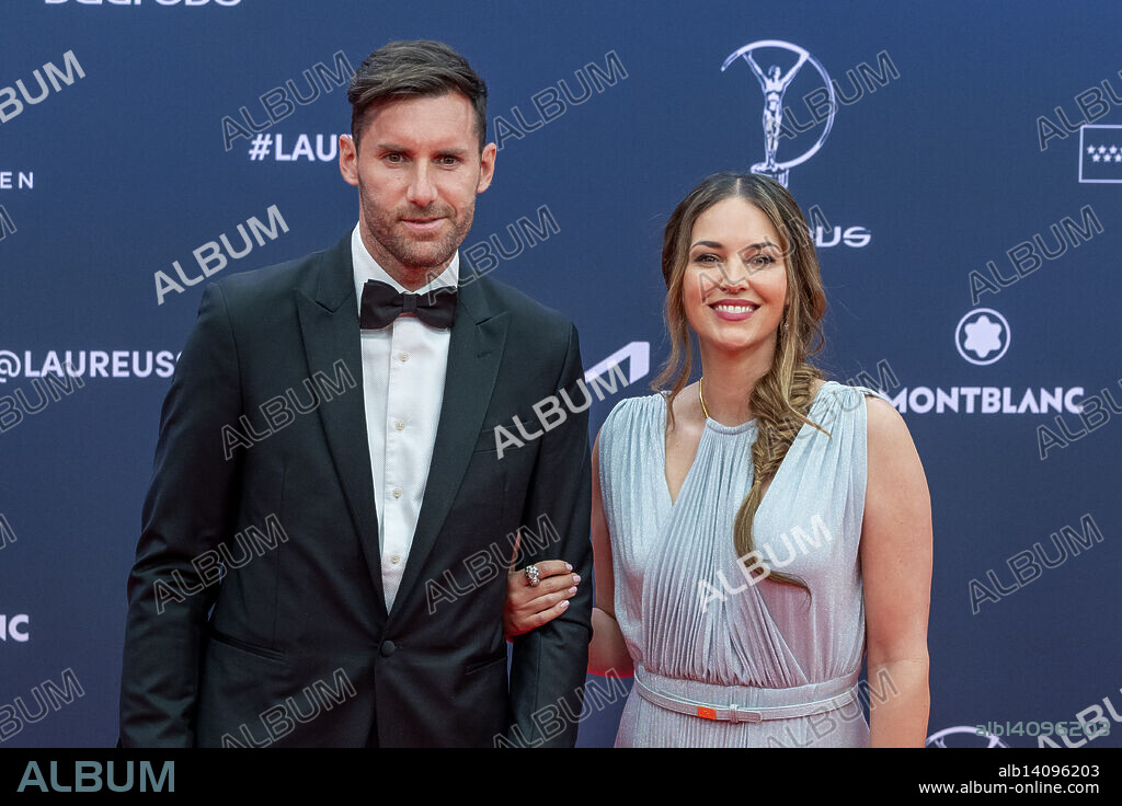 HELEN LINDES y Rudy Fernández. April 21, 2025, Madrid, Madrid, Spain: RUDY FERNANDEZ and HELEN LINDES poses at the Laureus World Sports Awards Madrid 2025 at GalerÃ­a de Cristal on April 21, 2025 in Madrid, Spain. (Credit Image: © Oscar Manuel Sanchez/ZUMA Press Wire).