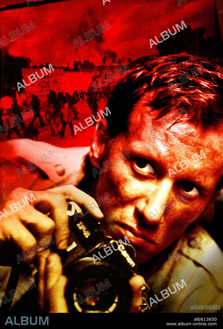 JAMES WOODS in SALVADOR, 1986, directed by OLIVER STONE. Copyright HEMDALE.