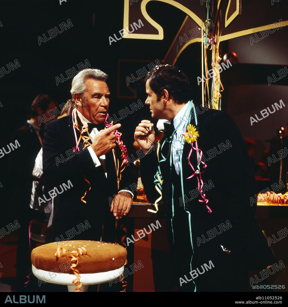 Peter Frankenfeld Walter Giller in the entertainment show "New Year's Eve Dance Party" at the turn of the year, Germany 1975/76.
