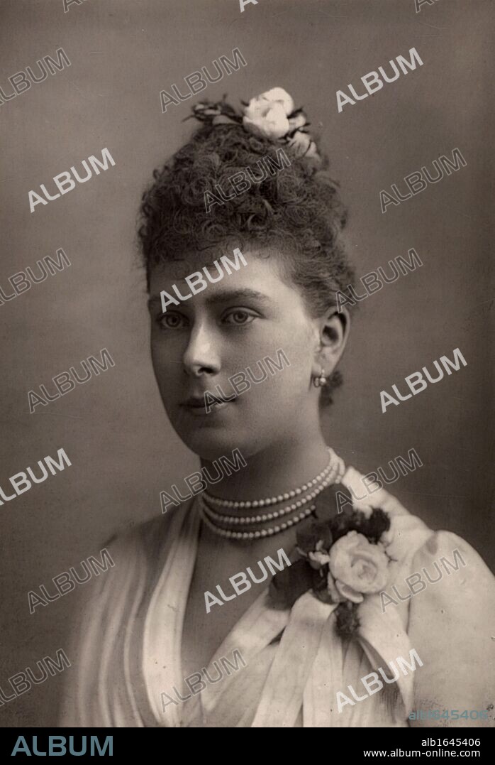 Princess Mary (May) of Teck (1867-1953) at the time of her betrothal to Prince George of Wales who, as George V, succeeded his father Edward VII as king of the United Kingdom in 1910, when she became known as Queen Mary. From "The Cabinet Portrait Gallery" (London, 1890-1894). Woodburytype after photograph by W & D Downey. (Photo by: Universal History Archive/UIG via Getty Images).