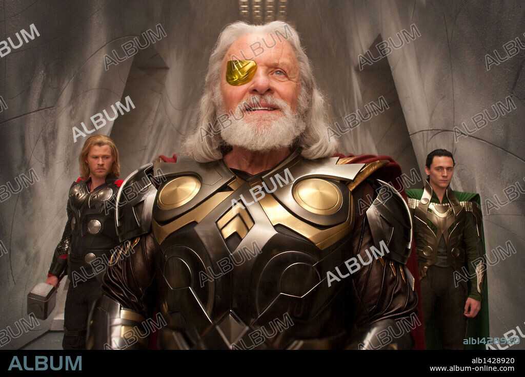 ANTHONY HOPKINS and CHRIS HEMSWORTH in THOR, 2011, directed by KENNETH BRANAGH. Copyright MARVEL STUDIOS.