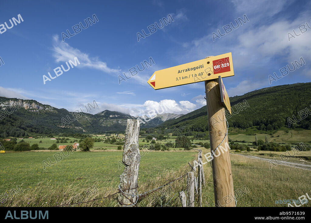 valle de Belagua, Isaba, Navarra, Spain, Europe.