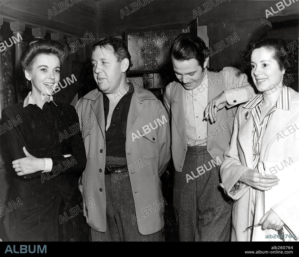 CHARLES LAUGHTON, ELSA LANCHESTER, IDA LUPINO and LOUIS HAYWARD in LADIES IN RETIREMENT, 1941, directed by CHARLES VIDOR. Copyright COLUMBIA PICTURES.