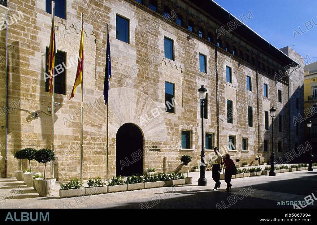 Palacio de Benicarló / Cortes Valencianas (arquitectura gótica).