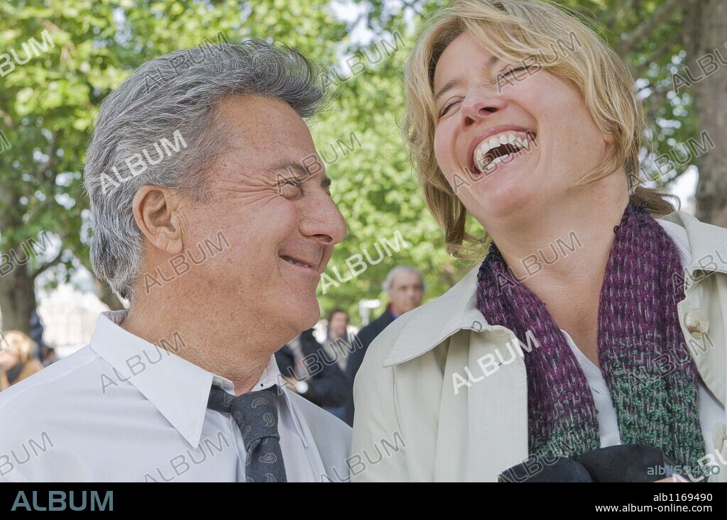 DUSTIN HOFFMAN und EMMA THOMPSON in LAST CHANCE HARVEY, 2008, unter der Regie von JOEL HOPKINS. Copyright OVERTURE FILMS/PROCESS PRODUCTIONS / HAMSHERE, KEITH.