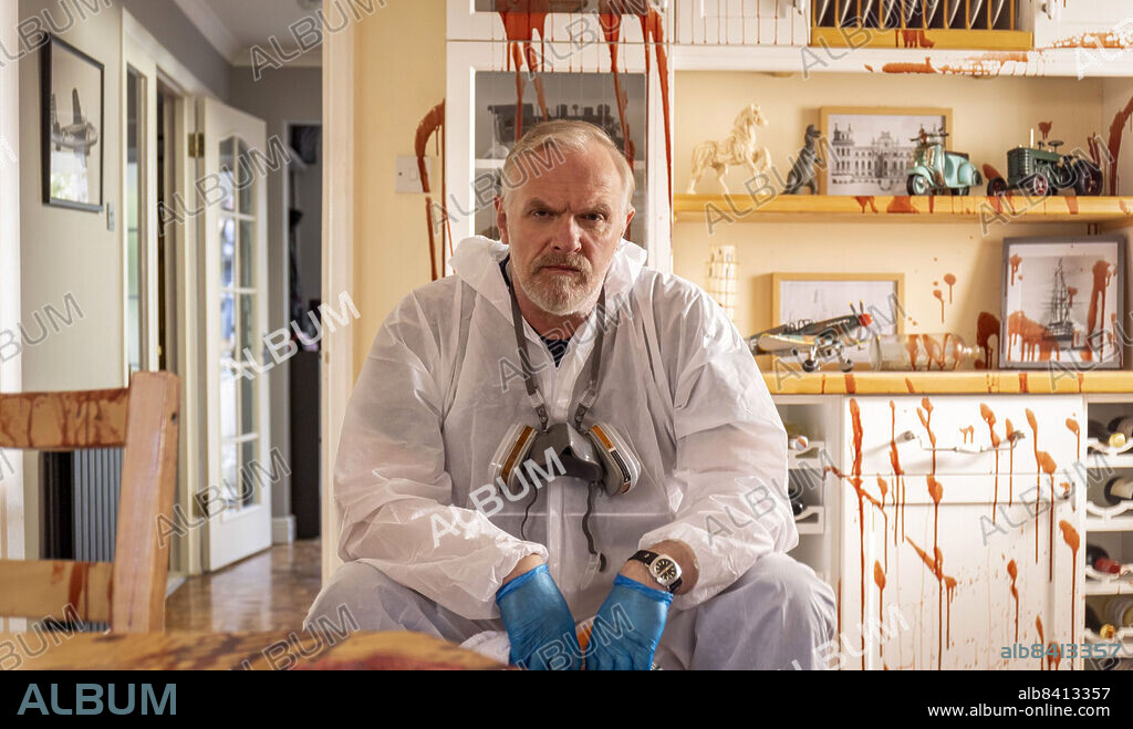 GREG DAVIES in THE CLEANER, 2021, directed by ALEX WINCKLER and TOM MARSHALL. Copyright Studio Hamburg UK.