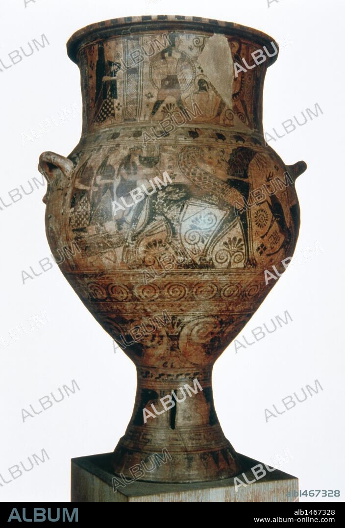 ARTE GRIEGO. GRECIA. "ANFORA DE MELOS", de estilo orientalizante. Decorada con la representación de un viejo mito: LA EPIFANIA (APARICION) DE APOLO, montado sobre un carro con dos vírgenes hiperbóreas. En el cuello del vaso, COMBATE ENTRE AQUILES Y MEMNON. Museo Arqueológico Nacional. Atenas.