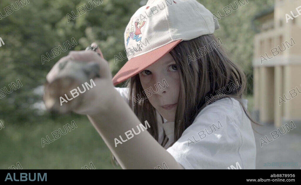 GABI, BETWEEN AGES 8 AND 13, 2021 (GABI,8 TILL 13 AR), unter der Regie von ENGELI BROBERG. Copyright Fuglene AS / House of Real.