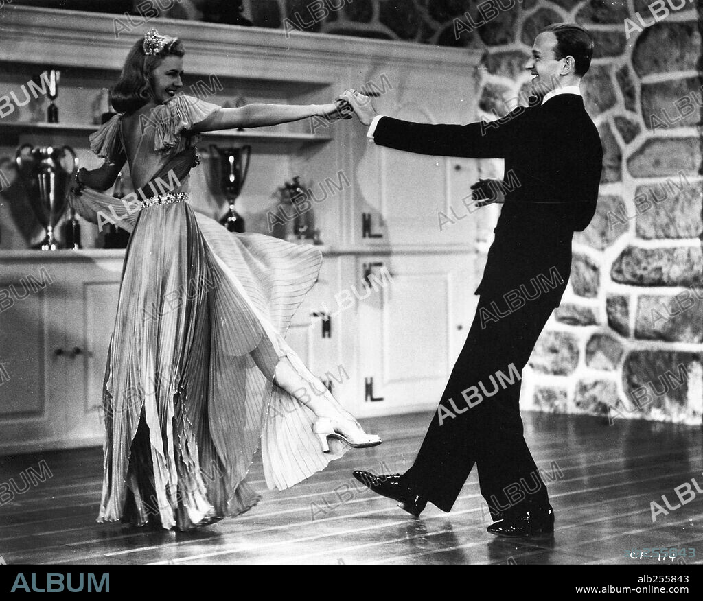 FRED ASTAIRE and GINGER ROGERS in CAREFREE, 1938, directed by MARK SANDRICH. Copyright RKO.
