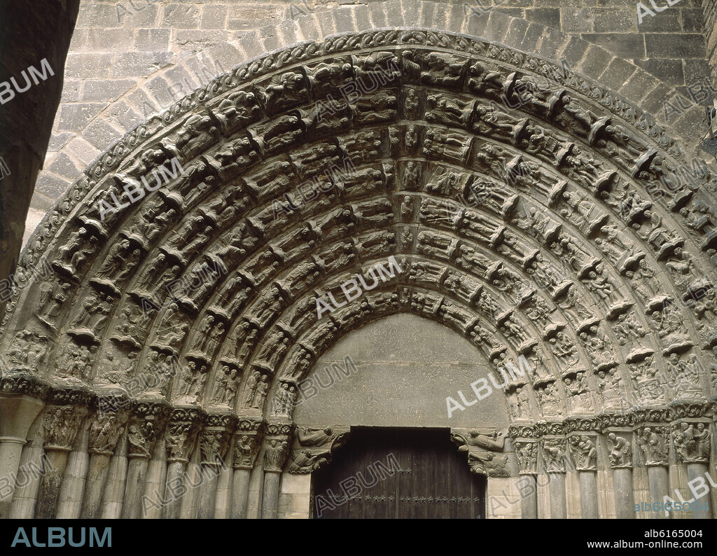 ARQUIVOLTAS DE LA PUERTA DEL JUICIO DE LA CATEDRAL DE TUDELA - SIGLO XIII.