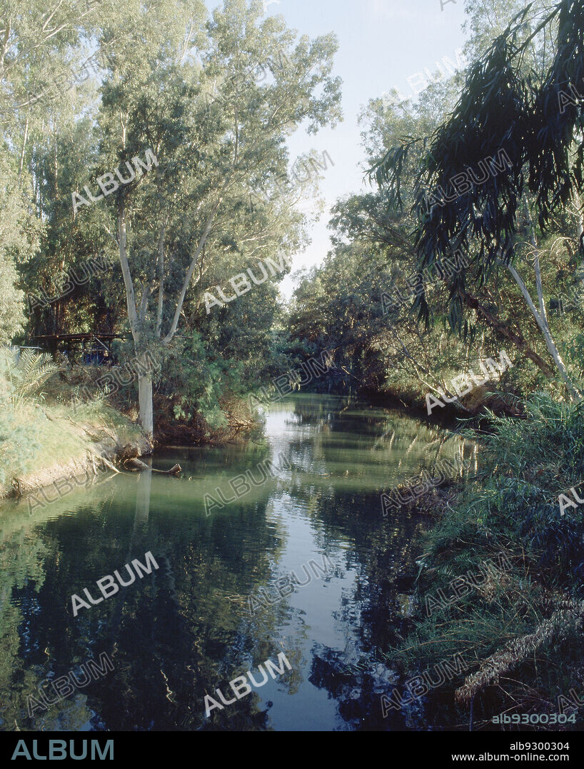 RIO JORDAN-FORMADO POR 4 CURSOS DE AGUA QUE BAJAN DE LA CORDILLERA DE HERMON - FOTO AÑOS 90.