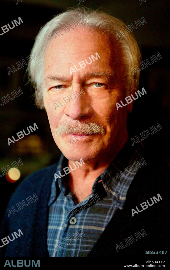 CHRISTOPHER PLUMMER in NATIONAL TREASURE, 2004, directed by JON TURTELTAUB. Copyright TOUCHSTONE PICTURES / ZUCKERMAN, ROBERT.